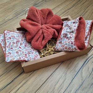 Coffret bien-être Cocooning lingettes, fleur de douche et bandeau de soin en éponge de bambou