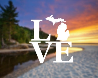 Michigan Love Decal, Michigan Sticker, Vinyl Car Decal, Michigan, Michigan Gift, Laptop Sticker, Window Decal