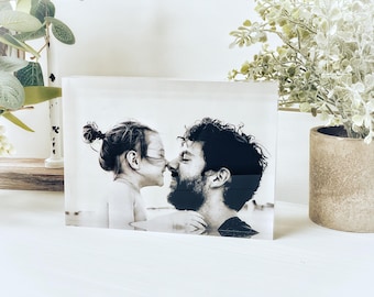 Custom Acrylic Photo Block: Personalized Picture Frame Gift