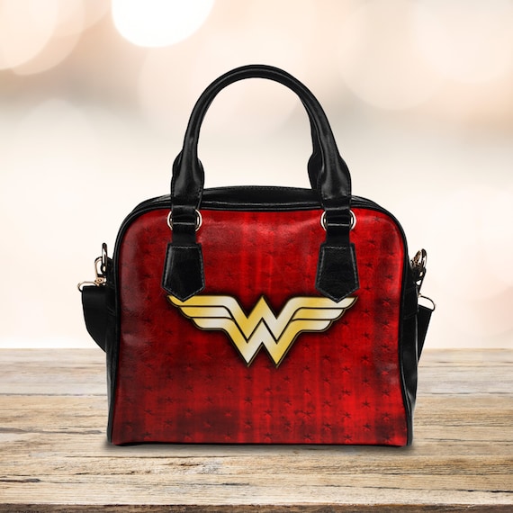 Wonder Woman Tri Fold Women's Wallet – REAL INFINITY WAR