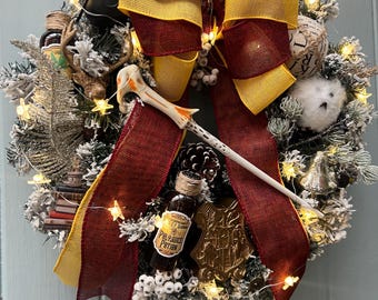 Navidad en Hogwarts Gran corona artificial de lujo para puerta inspirada en Harry Potter de 45 cm