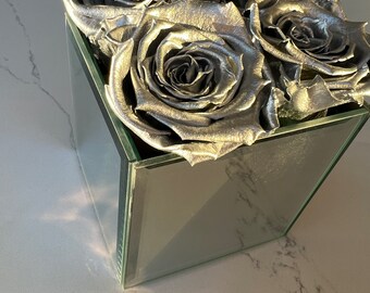 Caja de espejo de regalo con rosas preservadas reales plateadas, arreglo de rosas