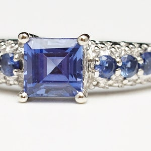 THL 10K White Gold Simulated Tanzanite Ring  (C8626)