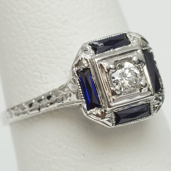 Antique Sapphire Ring - Etsy