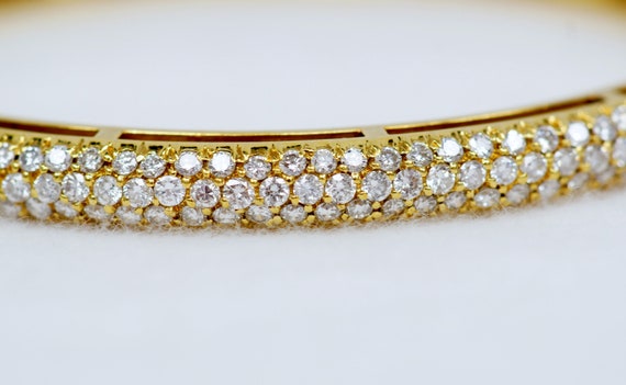 DAMIANI 18K Yellow Gold 10ctw Well Cut Diamond Bangle Bracelet (cat 08283E ) View 3