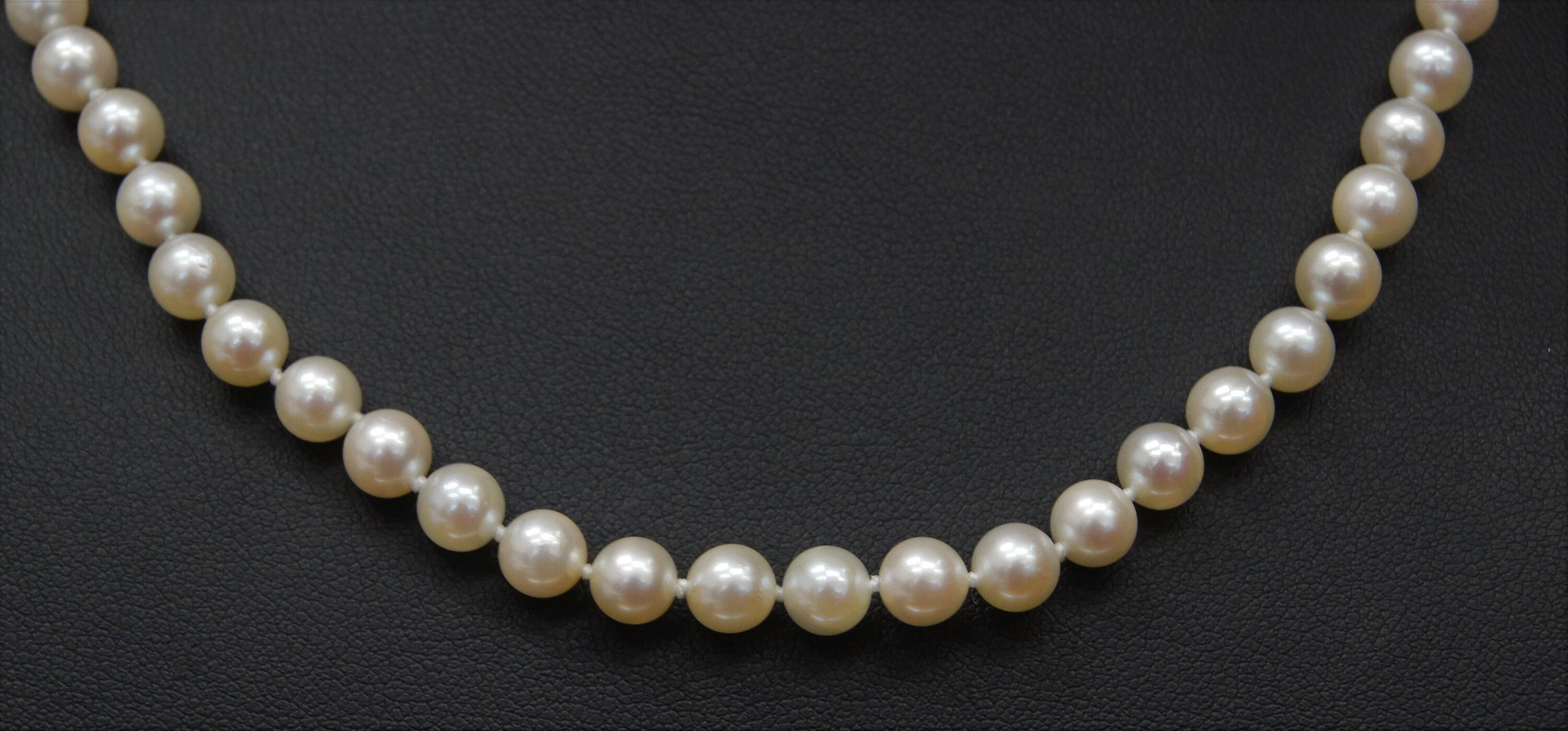 5.5mm- 6mm Akoya Cultured Pearl Single Princess Strand Necklace 17