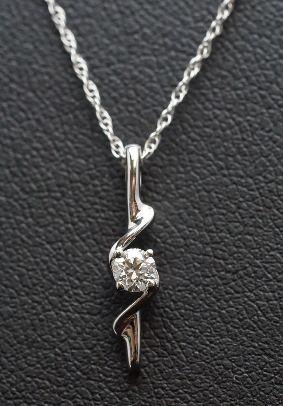 14k White Gold 1/10cttw Diamond 8-8.5mm Black Freshwater Cultured Pear 1⁄10ct Diamond Pave Wide Engagement Wedding Ring Set 14K White Gold