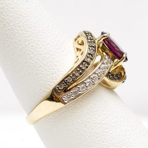 YoTreasure 0.75 Ct. Rhodolite Garnet & White Topaz 10K Yellow Gold Ring - January Birthstone Jewelry - View #5