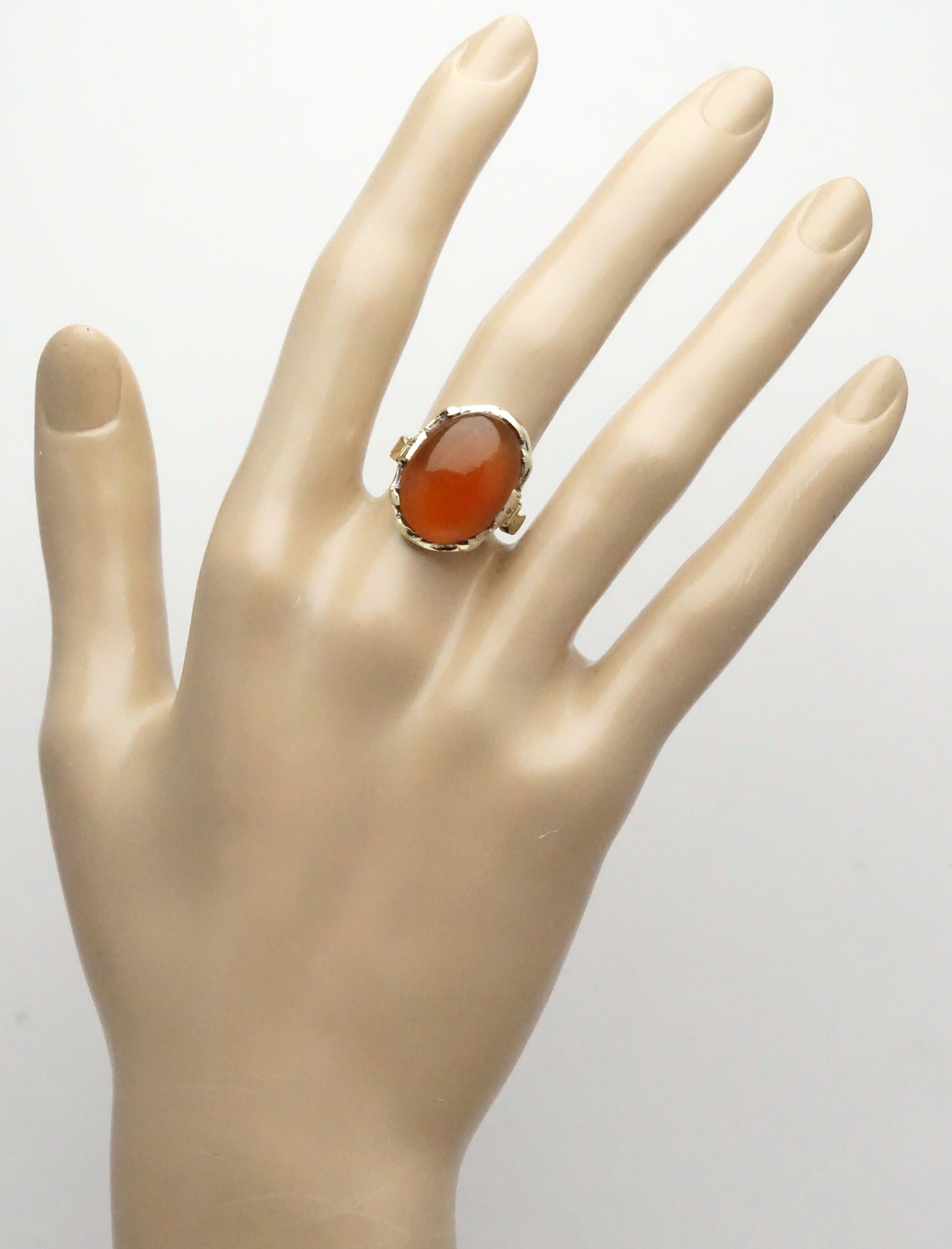 Antique 14K Yellow Gold Carnelian Cabochon Ring (CAT E C8649
