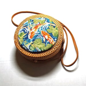 Custom Needlepoint Finishing: Hand-Stitched Bag Appliques & Embellishments - Unique Textile Artistry for Personalized Bags and Purses