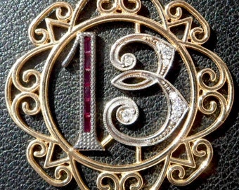Vintage ' Número de la suerte 13 ' Charm / Lucky Pendant, oro de 18k