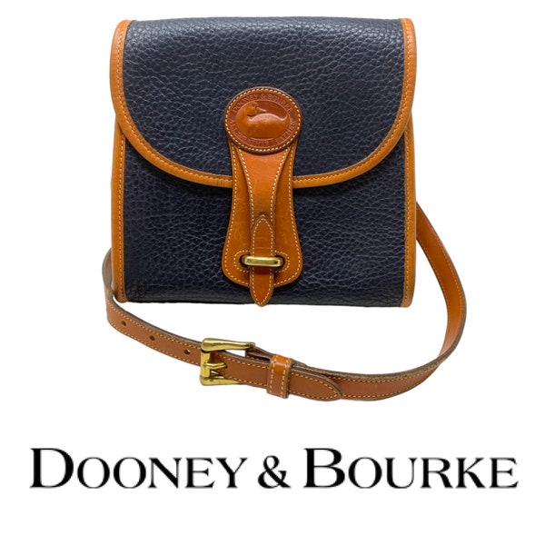 Vintage 1994 Dooney & Bourke Small Essex Bag Purse Navy All Weather Leather R26