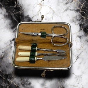 Vintage Germany Miniature Nail Dressing Set Kit Leather Kisslock Case **READ**