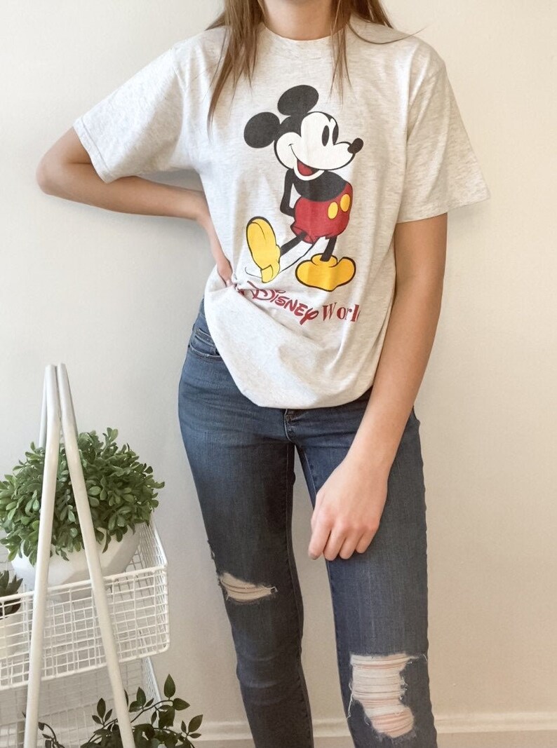 Vintage Disney World Mickey Mouse T-Shirt