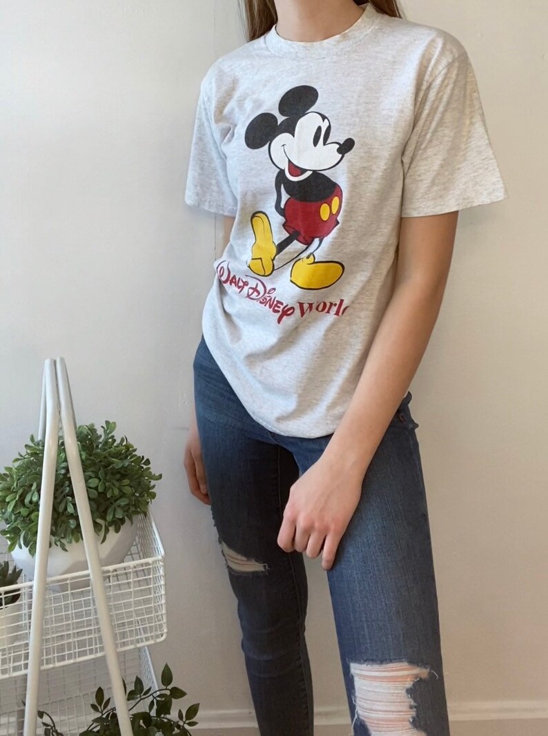 Vintage Disney World Mickey Mouse T-Shirt