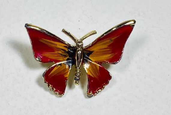 Butterfly Red Orange Enamel Gold Tone Brooch Scat… - image 1