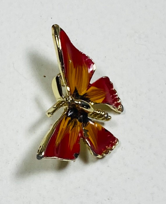 Butterfly Red Orange Enamel Gold Tone Brooch Scat… - image 4