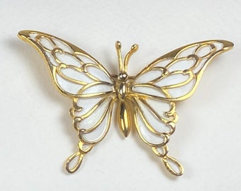 Vintage White Enamel Gold Tone Butterfly Brooch Shawl Pin Insect Costume Jewelry