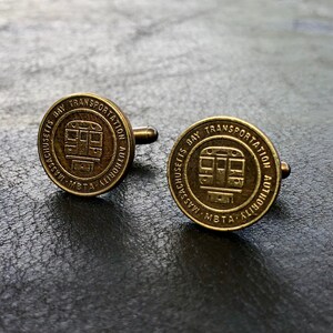 Gemelos con fichas del metro de Boston para hombres, novios, padres, padrinos de boda, gemelos con monedas vintage auténticas para el día del padre, ideas de regalos para hombres