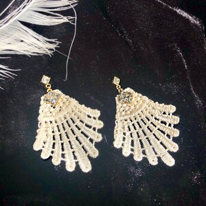 Art Nouveau Venice Lace Earrings, Edwardian Style Square Crystals, Victorian, Romantic, Gothic, Ivory Earrings, Vintage Swarovski Crystal