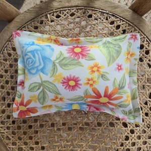 Floral Newborn Posing Pillow Flower Spring Summer Cover Light Case Textured Cotton Prop Neutral Photo Poser Form Girl Unisex Pink Yellow