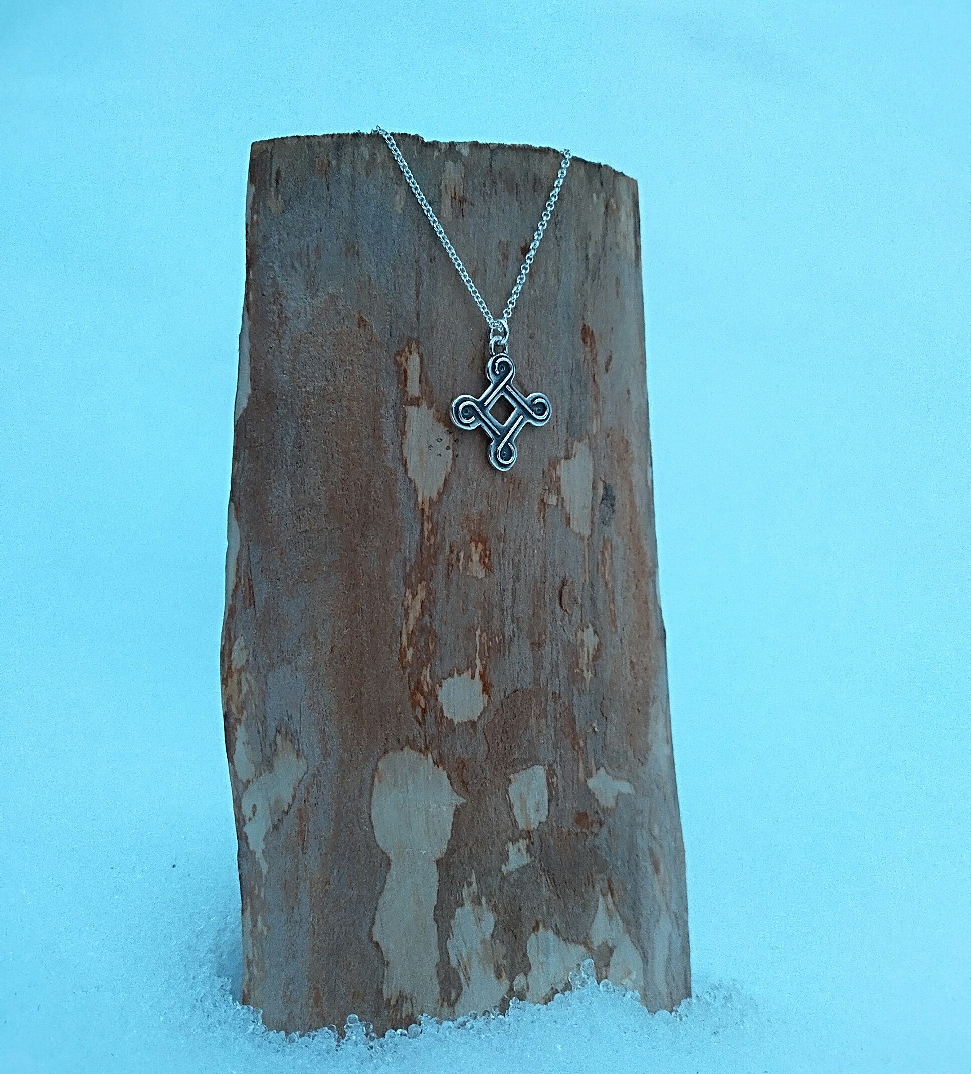 Looped Square, Ancient Finnish Käpälikkö Pendant