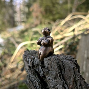 Ancient Venus Figurine: Symbol of Fertility and Beauty