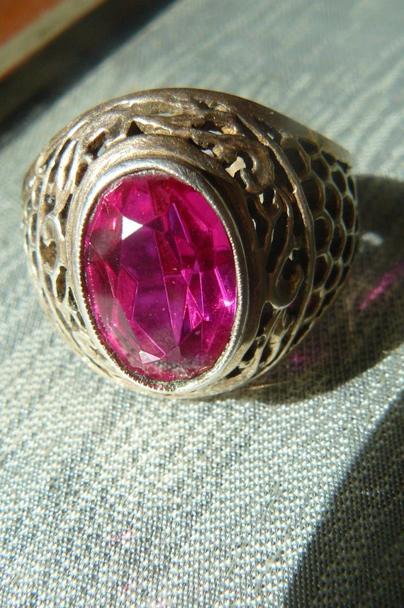 Amazing Vintage Ring BIG RUBY STONE Gold plated Si