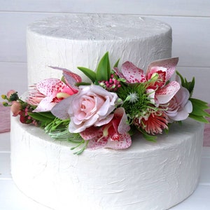 Orchid Cake Topper: Pink Floral Hawaiian Wedding Cake Decoration