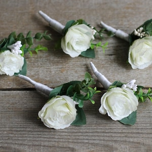 Wedding boutonniere for men Groom boutonniere prom Flower boutonniere eucalyptus winter boutonniere greenery boutonniere buttonhole flower