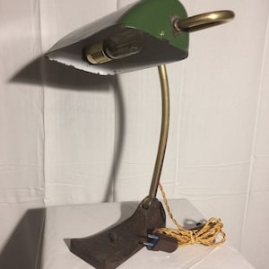 La Ferrailleuse / Table lamp / Mood lamp / Metal parts / Banker's lamp image 1