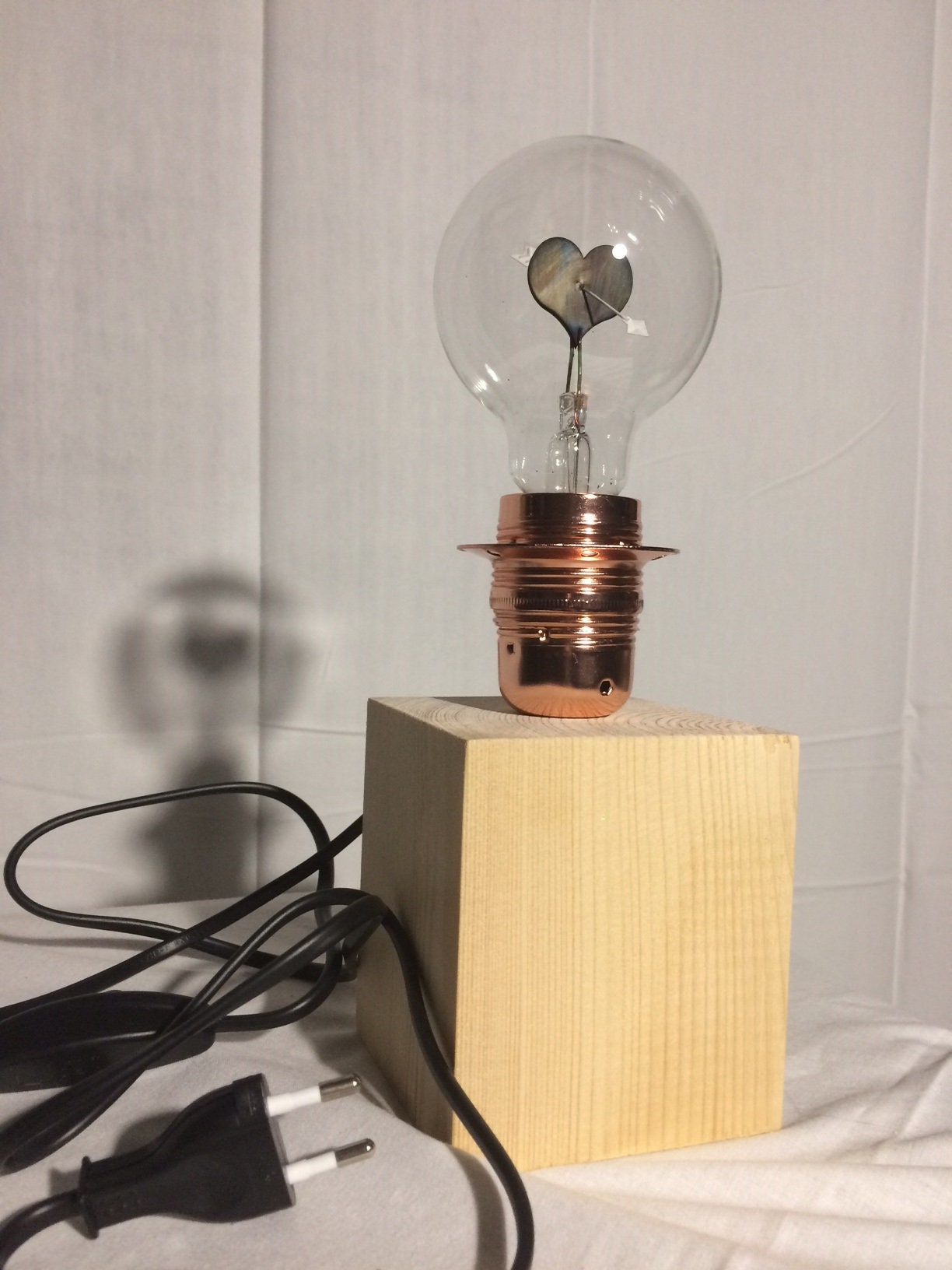 Veilleuse/Cube en Bois Ampoule Motif Néon