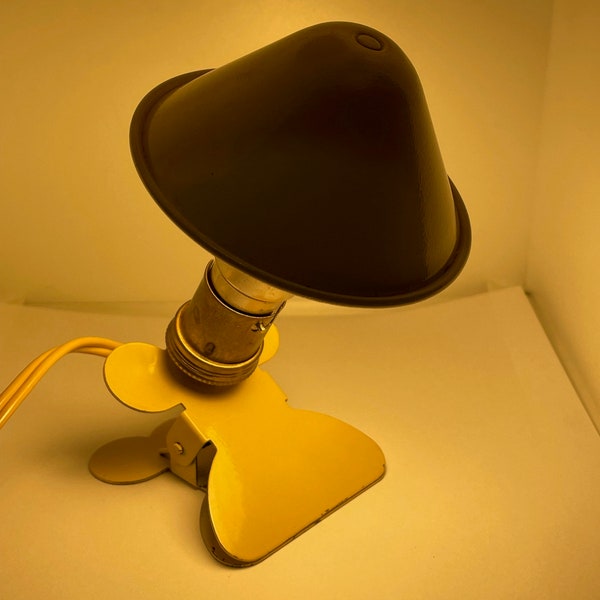 Old mushroom clip lamp / Retro lamp / Vintage lamp / 1960 lamp