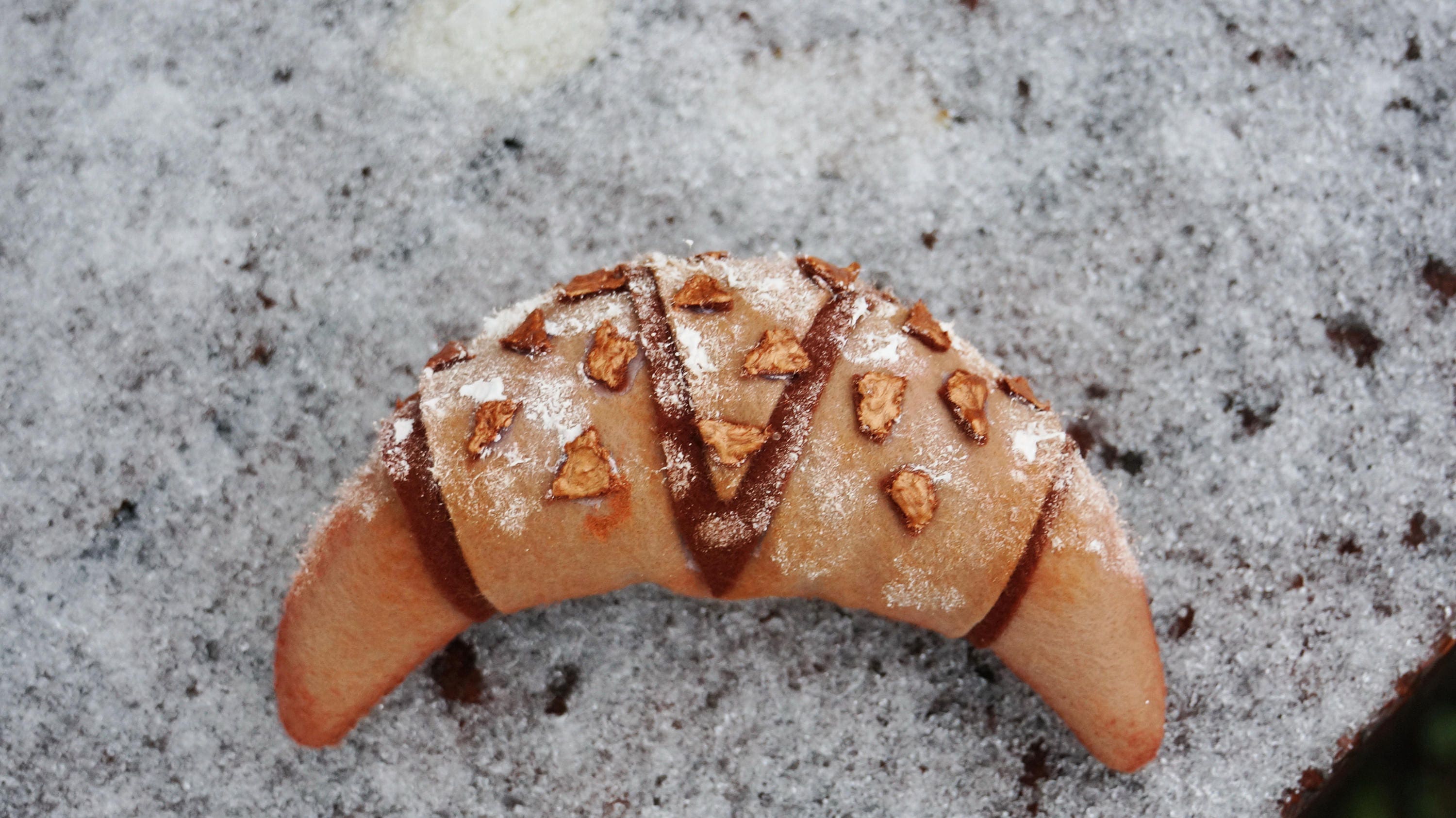 Schokoladen croissant Home Bakery Filz Gebäck Filzbäckerei - Etsy.de