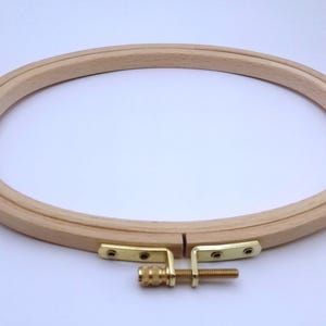 Embroidery Hoop Oval - Cross Stitch Hoop - Wooden Embroidery Hoop - Embroidery Frame - Stitching Hoop - Display Hoop - Cross Stitch Tools