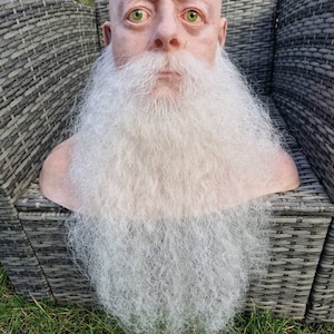 High quality Santa beard and moustache set for media and performance. LI284