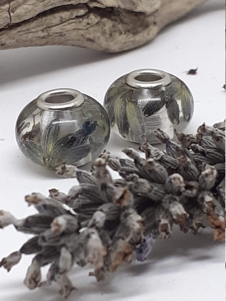 Lavender Resin Beads