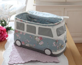 IItalian/Italian. Video Tutorial in ITALIAN and PDF tutorial in ITALIAN to make the Sewing Van