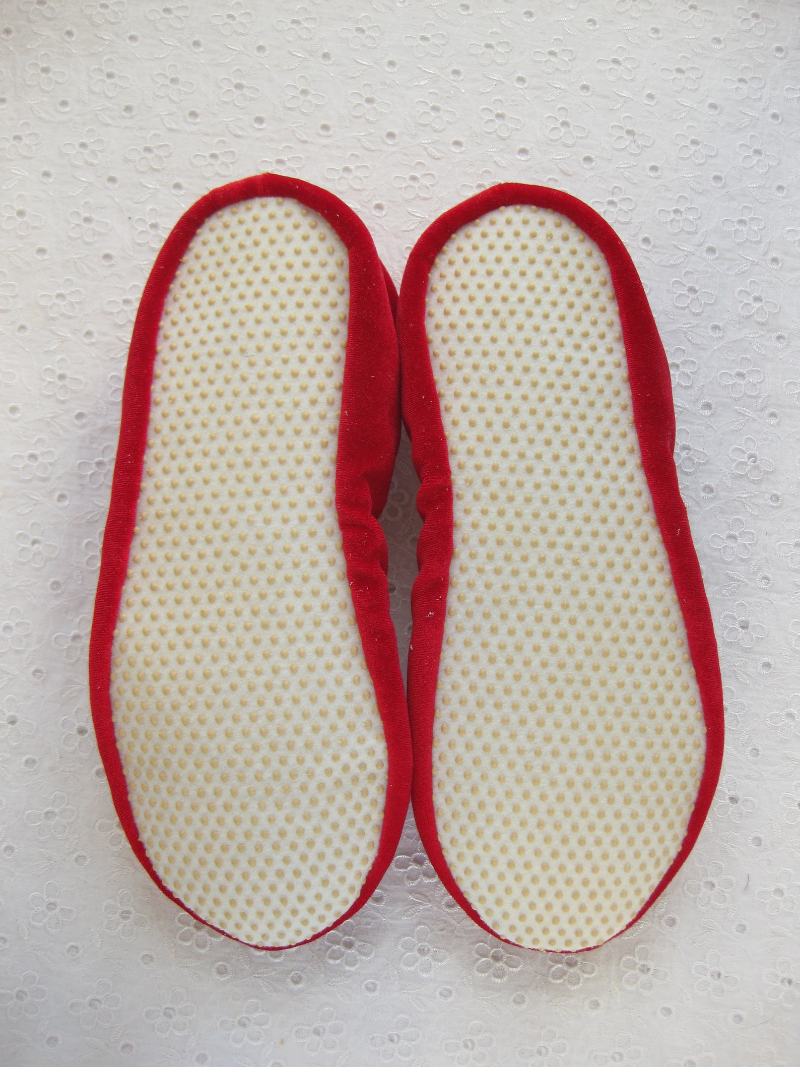 ballet slippers, mini mouse ,spa slippers, cotton slippers, gift women, gift girl, cozy slippers, womens slippers, womens house