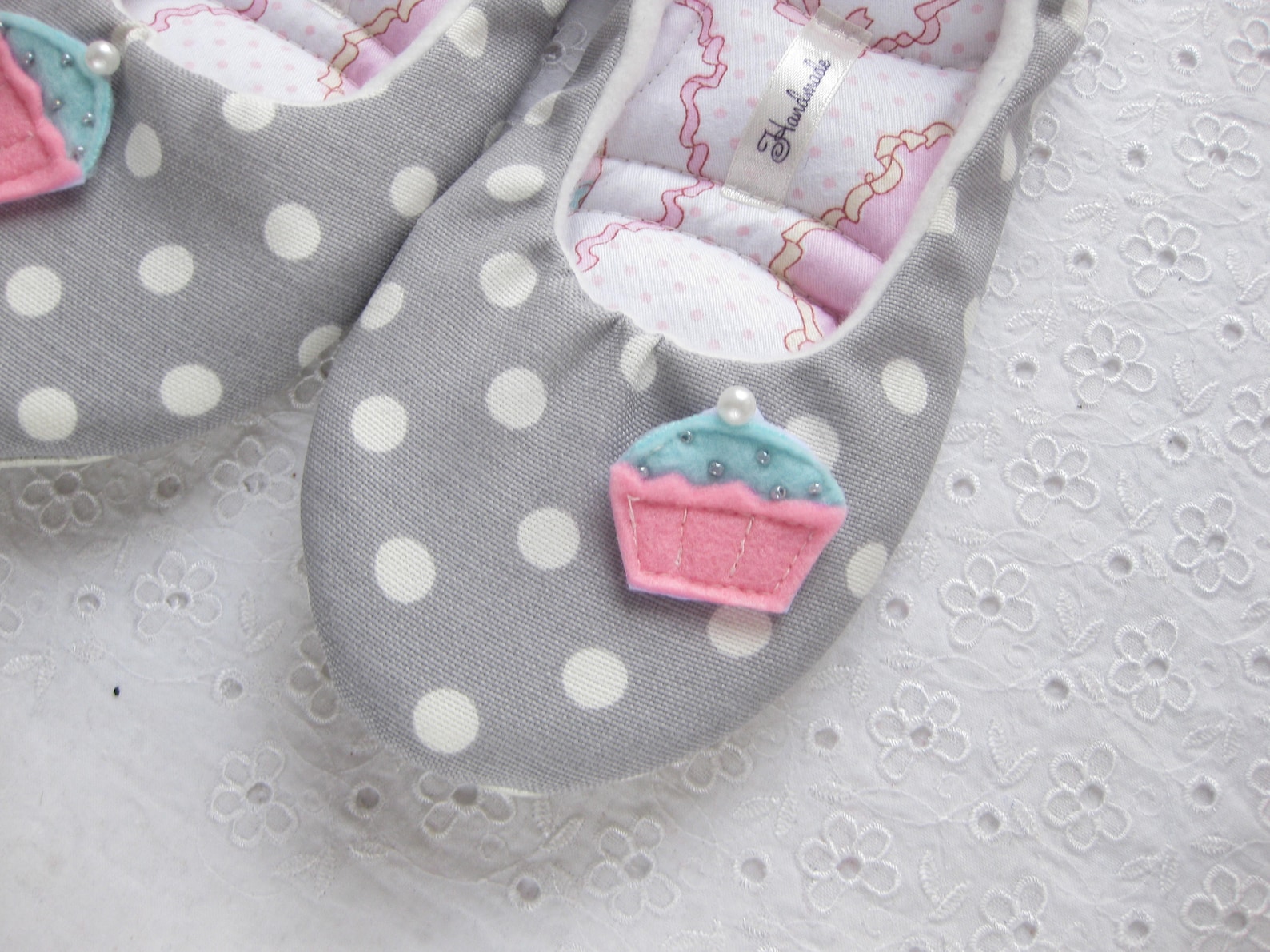 women slippers, cakes , ballet flats, cotton slippers, ballet slippers, gift women, gift girl, healthy home shoes, handmade slip