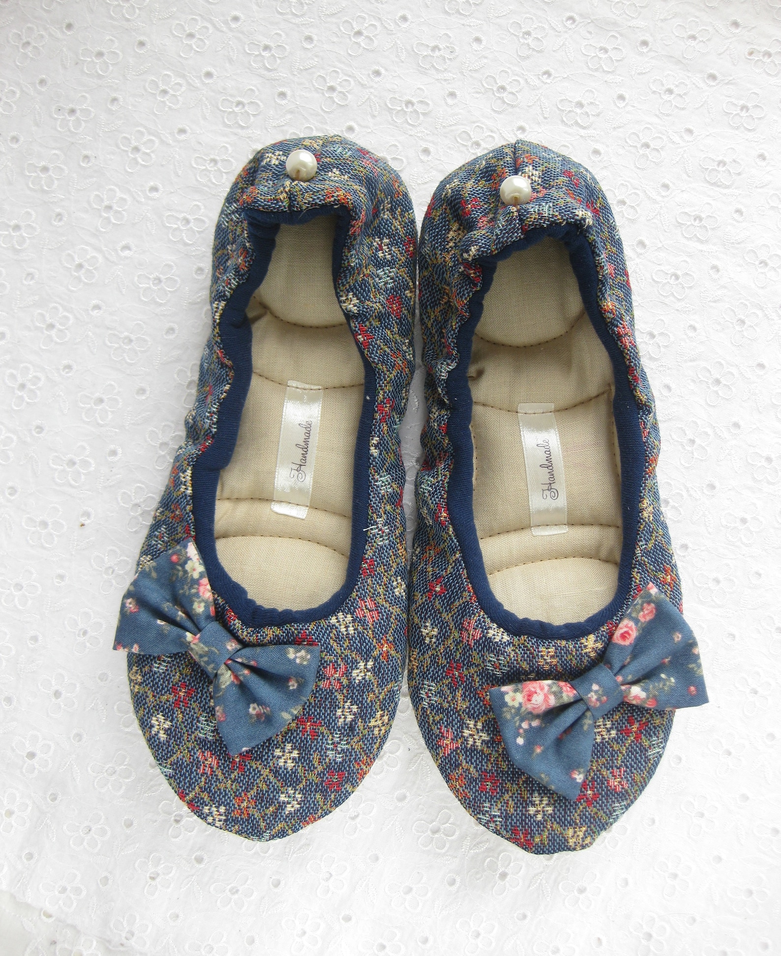 womens slippers, tapestry ,ballet flats, cotton slippers, healthy home shoes, soft slippers, handmade slippers, women slippers,