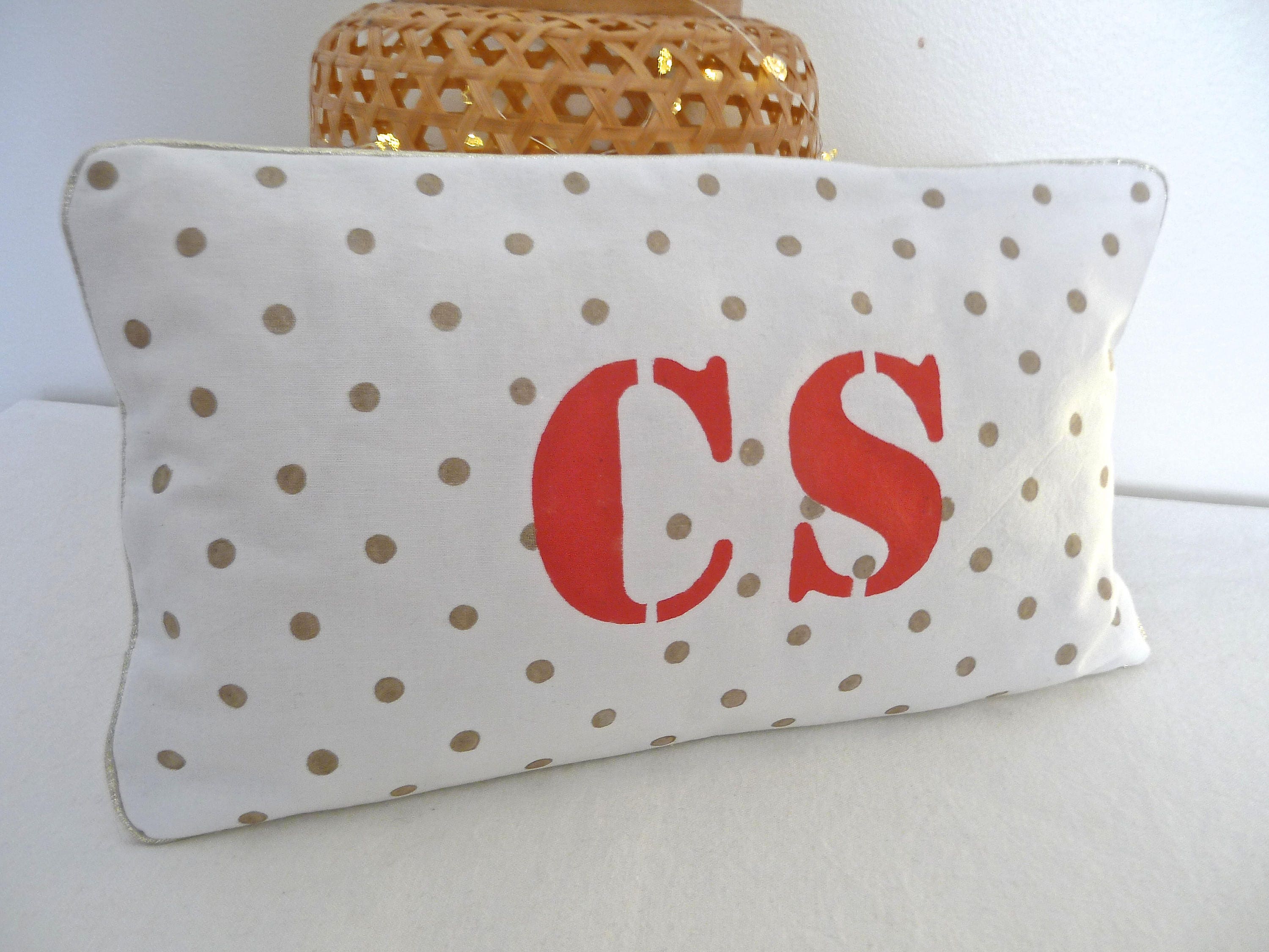 Coussin à Personnaliser sur Fond Pois - 22 X 35 cm Toile de Coton