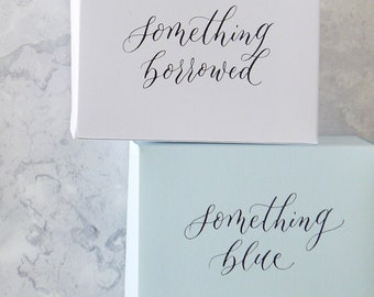 Cajas de regalo de boda Algo viejo, Algo nuevo para la novia, Cajas de regalo de boda personalizadas con tarjetas recicladas en blanco y azul