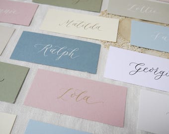 Calligraphy Place Cards – Elegant Name Cards for Weddings and Events – Custom Ink & Card Colours
