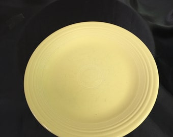 Dinner Plate (10 5/8") from Homer Laughlin's "Yellow (Contemporary)" Pattern