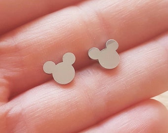 Studs de Mickey Mouse, Pendientes de Studs de Disney, Pendientes de Disney, Pendientes lindos, Pendientes de Mickey Mouse, Studs para niños, Joyería amante de Disney, Joyería de moda