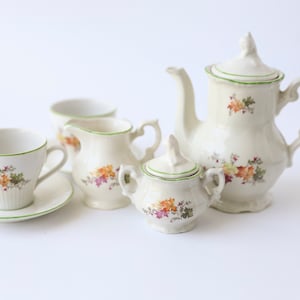 Vintage Coffee Set for Two: Floral Mini Tea Set
