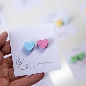 Cadeaux de mariage personnalisés pour les invités - Mini coeurs de boules de graines de papier - Respectueux de l'environnement - Bombe de graines d'anniversaire de baby shower - cadeau pour enfants