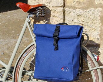 Waterproof Roll top bag and cyclebag with strap in blue