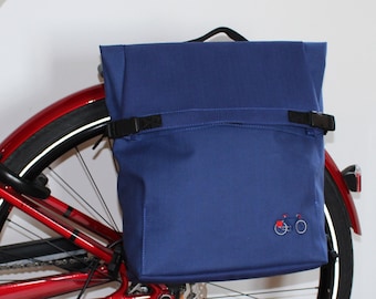 Unisex Backpack for cylists and waterproof rear bikebag  in Blue